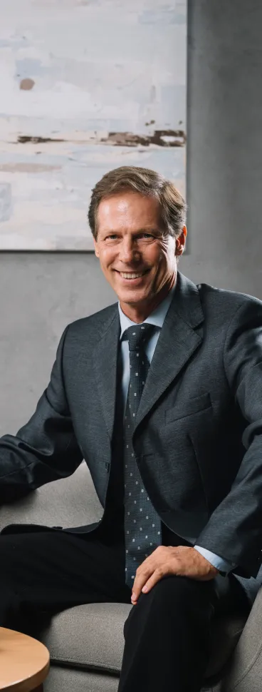 Porträt von Dr. Thomas Steiner